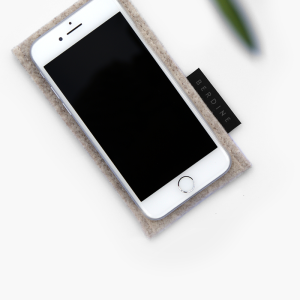 iPhone case large · wool felt